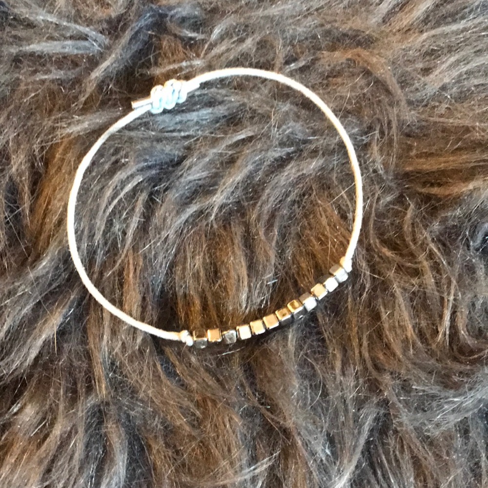 Bracelet